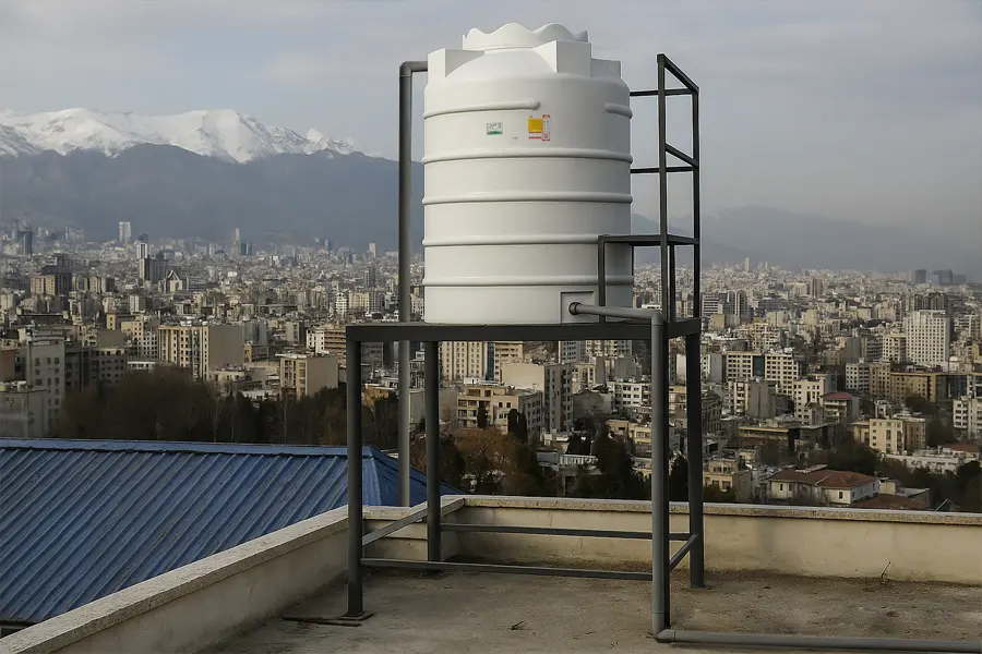 نصب مخزن در پشت بام