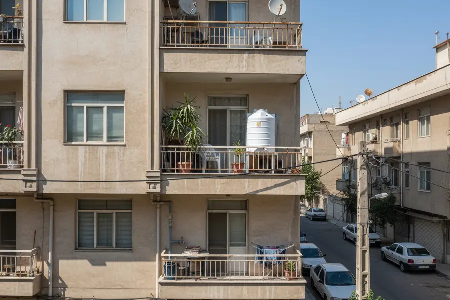 نصب مخزن آب در تراس