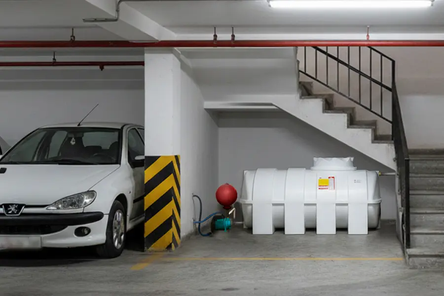 مخزن بیضی پلی‌اتیلن